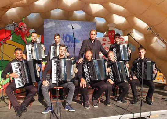 Хармонике донеле 40 медаља